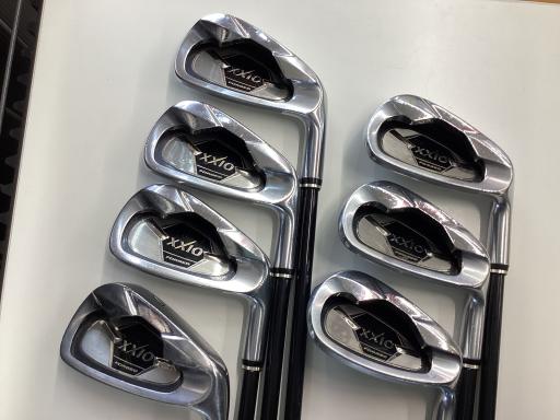 【中古】 ダンロップ XXIO FORGED(2009) 8S アイアンセット IR XXIO MX2000 (フレックスS) メンズ 男性用 右利き 右用 Dランク ゴルフクラブ