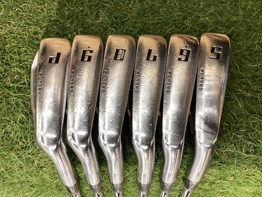 【中古】 ブリヂストン TOURSTAGE X-BLADE 709 MC 6S アイアン書き割り IR Dynamic Gold (フレックスS) メンズ 成人男性用 右利き 右用 D序列付ける ゴルフ野球クラブ