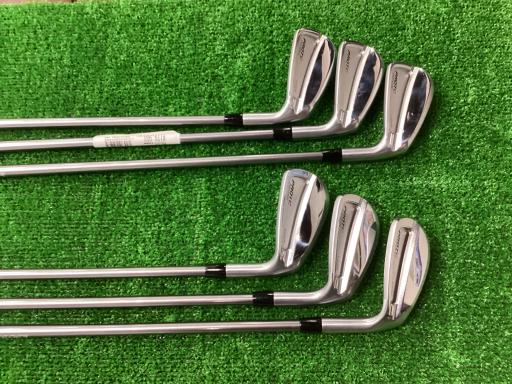 【中古】 PROTO-CONCEPT PROTO-CONCEPT FORGED IRON TOUR PC C05TP 8S アイアンセット IR 純正特注シャフト (フレックスその他) メンズ 男性用 右利き 右用 Cランク ゴルフクラブ