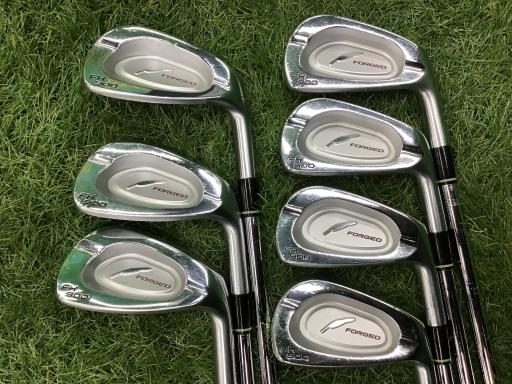 【中古】 フォーティーン FH 900 FORGED 8S アイアン書き割り IR Dynamic Gold (フレックスS) メンズ 成人男性用 右利き 右用 C位置づける ゴルフ野球クラブ