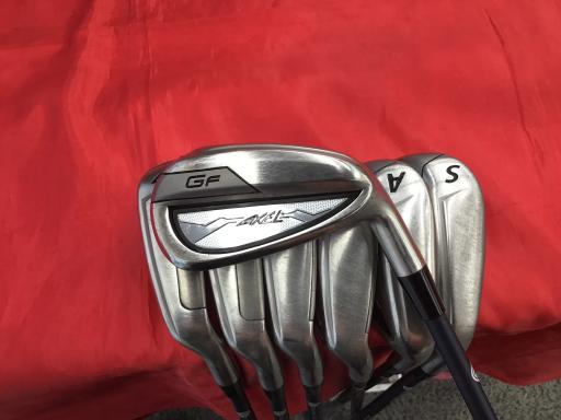 【中古】 つるや AXEL GF 8S アイアン仕掛ける IR GF VANQUISH(アイアン) (フレックスR) メンズ 成人男性用 右利き 右用 C序列付ける ゴルフ野球クラブ