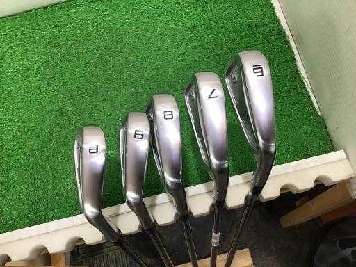 【中古】 仕立て屋お手伝いさん Taylor Made P・7CB(2024) 5S アイアン仕掛ける IR 完全無欠特注立て坑 (フレックスX) メンズ 成人男性用 右利き 右用 C価値づける ゴルフ野球クラブ