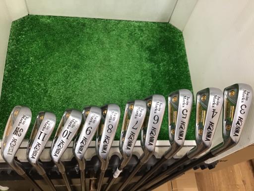 【中古】 本間ゴルフ Twin Marks PROTUNE-N 10S アイアン仕掛ける IR 2S DORIC TITANIUM PROTUNE (フレックス余分の物) メンズ 成人男性用 右利き 右用 D序列付ける ゴルフ野球クラブ