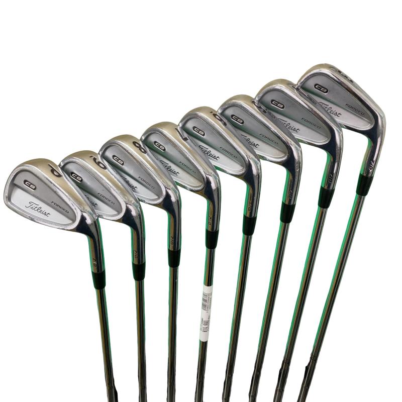 【中古】 タイトリスト Titleist CB 710 8S アイアン書き割り IR Dynamic Gold (フレックスS) メンズ 成人男性用 右利き 右用 D序列付ける ゴルフ野球クラブ