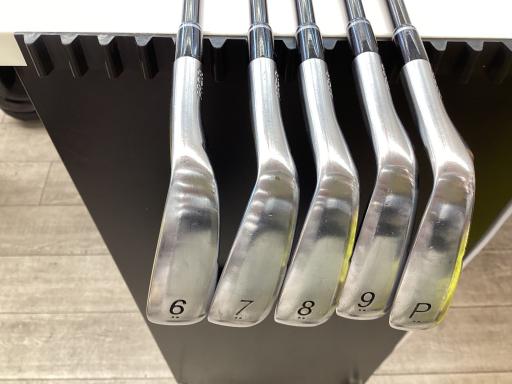 【中古】 労働者階級歯車 PRGR 05 5S アイアン仕掛ける IR 文句無し特注立て坑 (フレックスR) メンズ 成人男性用 右利き 右用 C位置付ける ゴルフ野球クラブ クラブ-スポーツ・アウトドア-ゴルフ