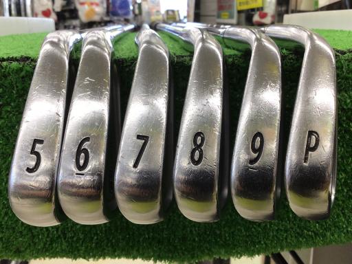 【中古】 タイトリスト Titleist CB 712 6S アイアンセット IR Dynamic Gold (フレックスS) メンズ 男性用 右利き 右用 Cランク ゴルフクラブ