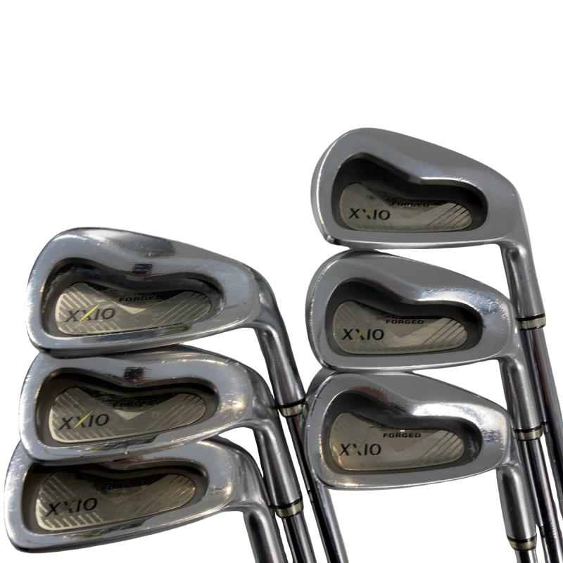 【中古】 ダンロップ XXIO FORGED  6S アイアン仕掛ける IR NS PRO 950GH (フレックスS) メンズ 成人男性用 右利き 右用 C価値づける ゴルフ野球クラブ