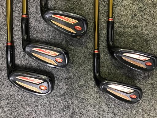 【中古】 つるや AXEL Gold Premium(2020) 7S アイアンセット IR AXEL Gold Premium(2020)(アイアンセット) (フレックスS) メンズ 男性用 右利き 右用 Cランク ゴルフクラブ|ゴルフパートナー 中古クラブ店