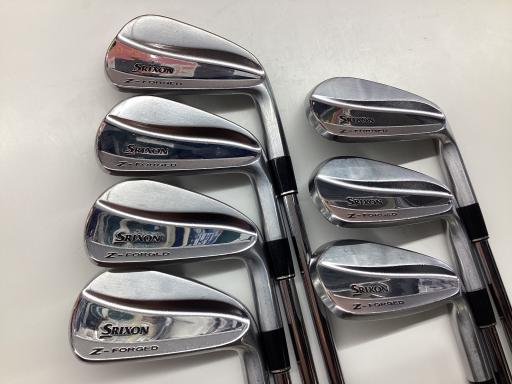 【中古】 ダンロップ SRIXON Z-FORGED 8S アイアンセット IR Dynamic Gold D.S.T (フレックスS) メンズ 男性用 右利き 右用 Cランク ゴルフクラブ