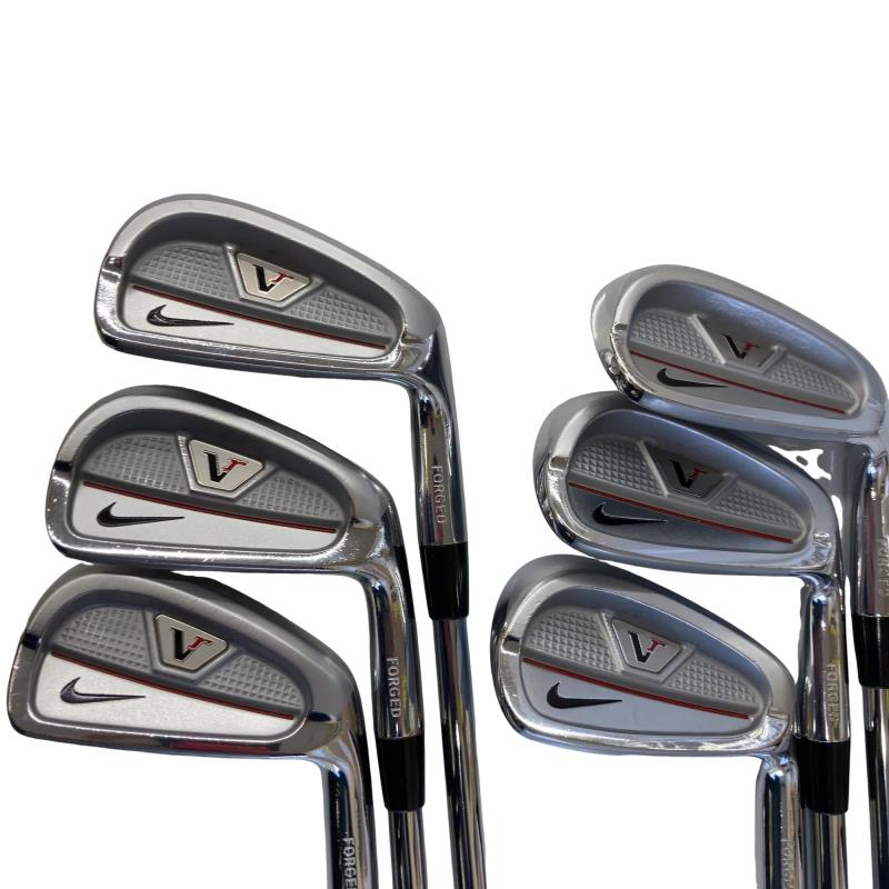 【中古】 ナイキ VICTORY RED FORGED SPLIT CAVITY 6S アイアンセット IR リシャフト (フレックスその他) メンズ 男性用 右利き 右用 Cランク ゴルフクラブ 16,897円