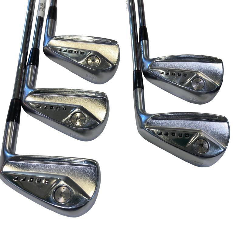 【中古】 ダイワ(グローブライド) ONOFF FORGED(2024) KURO 5S アイアン仕掛ける IR NS PRO MODUS3 TOUR105 (フレックスS) メンズ 成人男性用 右利き 右用 C価値づける ゴルフ野球クラブ