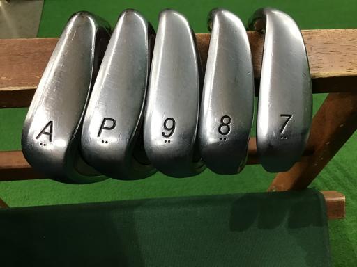【中古】 労働者階級歯車 PRGR 04(2024) 5S アイアン仕掛ける IR リシャフト (フレックス余分の物) メンズ 成人男性用 右利き 右用 C序列付ける ゴルフ野球クラブ
