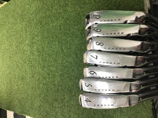 【中古】 ダンロップ SRIXON Z725 8S アイアンセット IR Dynamic Gold D.S.T (フレックスS) メンズ 男性用 右利き 右用 Dランク ゴルフクラブ