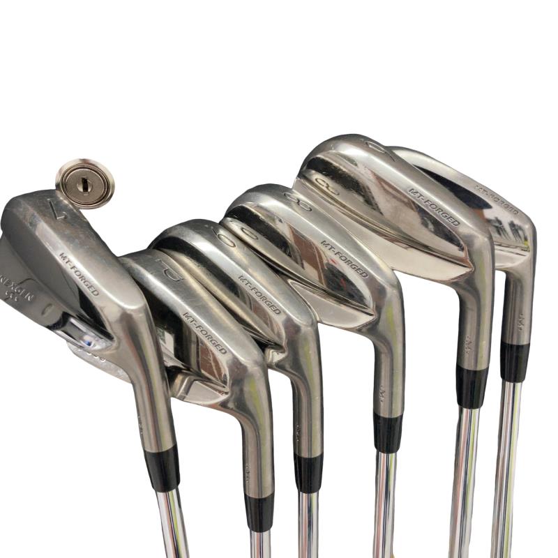 【中古】 ゴルフ共同作業者 NEXGEN MT-FORGED Black Chrome Limited 8S アイアン書き割り IR Dynamic Gold TOUR ISSUE (フレックスS) メンズ 成人男性用 右利き 右用 C位置づける ゴルフ野球クラブ