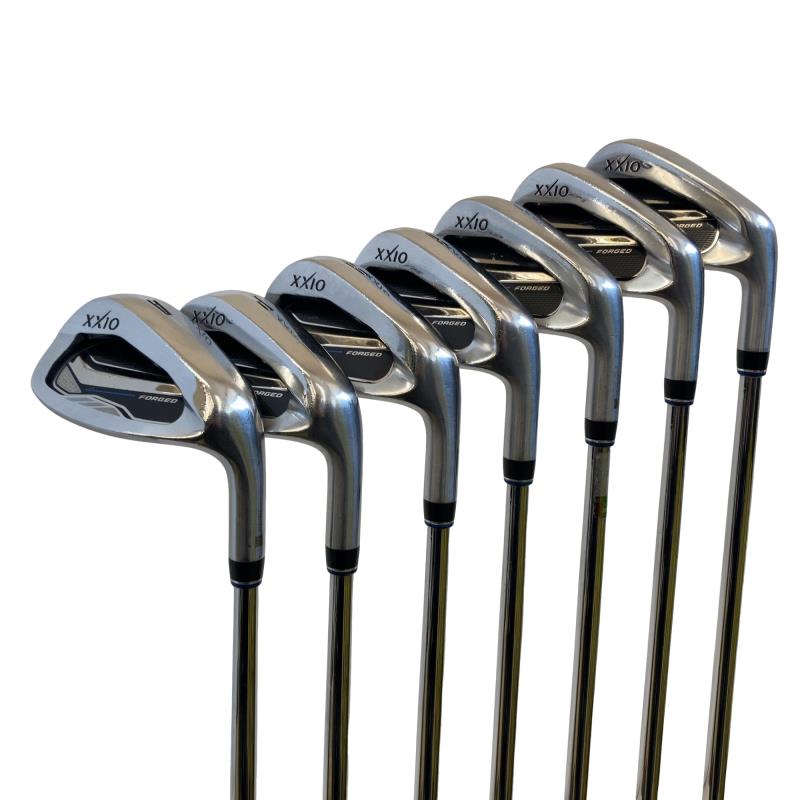 【中古】 ダンロップ XXIO FORGED(2017) 8S アイアンセット IR NS PRO 930GH D.S.T (フレックスR) メンズ 男性用 右利き 右用 Cランク ゴルフクラブ