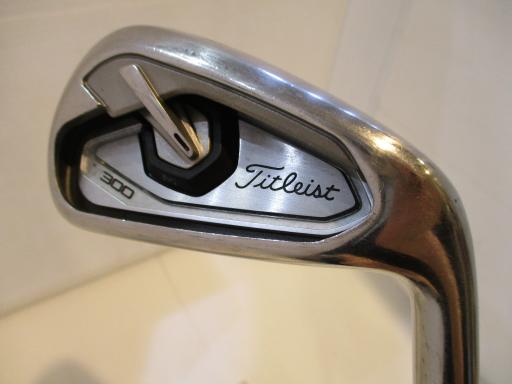 【中古】 タイトリスト Titleist T300 8S アイアンセット IR Titleist KURO KAGE 60 (フレックスその他) メンズ 男性用 右利き 右用 Cランク ゴルフクラブ