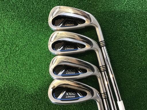 【中古】 ダンロップ XXIO CROSS 4S アイアンセット IR NS PRO 870GH D.S.T for XXIO (フレックスS) メンズ 男性用 右利き 右用 Cランク ゴルフクラブ
