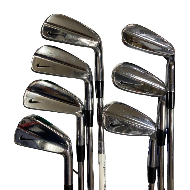 【中古】 ナイキ NIKE Forged Irons  8S USA アイアン書き割り IR Dynamic Gold (フレックスS) メンズ 成人男性用 右利き 右用 C序列付ける ゴルフ野球クラブ