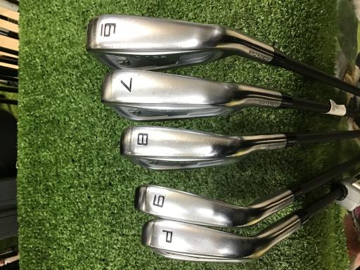 【中古】 仕立て屋お手伝いさん Taylor Made P・7CB(2024) 5S アイアン仕掛ける IR 完全無欠特注立て坑 (フレックスS) メンズ 成人男性用 右利き 右用 C価値づける ゴルフ野球クラブ