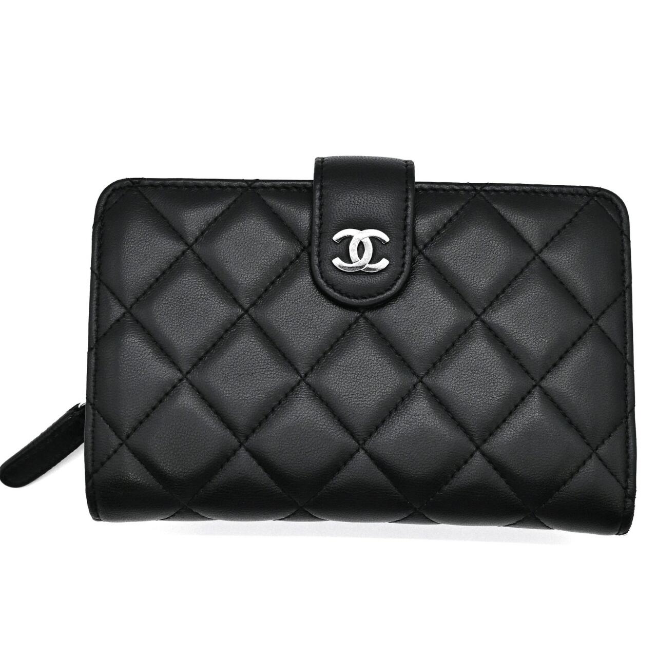 CHANEL　シャネル　二つ折り財布　ダブルステッチ　マトラッセ　4819 CHANEL シャネル 二つ折り財布 ダブルステッチ マトラッセ 4819 - メルカリ