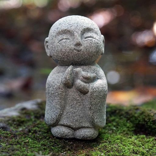 【修縁堂】文殊菩薩 木製 守り本尊 仏像 飛天光背 仏教美術品 約29cm Amazon｜仏像 文殊 普賢 菩薩 木彫り 置物 開運 お守り本尊 風水