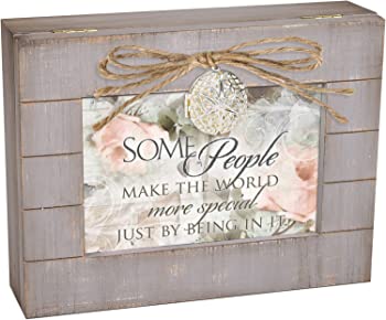 【中古】（非常に良い）Make World Special Natural Taupe Wood Locket Music Box Plays What a Wonderful World