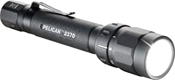 【中古】（非常に良い）ペリカン PELICAN 2370 LED FLASHLIGHT【メイン球：白色、サブLED：赤色、青色LED搭載 / 使用電池：単３アルカリ電池×2本】