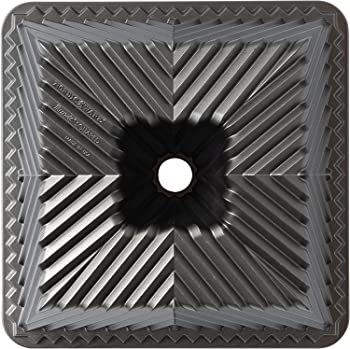 【中古】（非常に良い）Nordic Ware Gold Premier Bundt Squared Pan