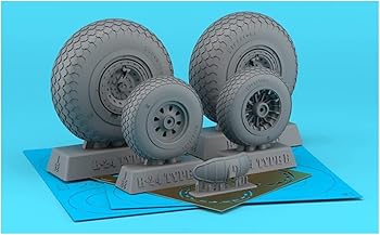 【中古】アーモリー 1/32 コンソリデーテッド B-24/PB4Y リベレーター 自重変形ホイール タイプB (FS) プラモデル用パーツ AMRAW32314|GoodLifeStore