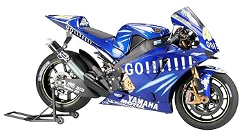 【中古】(非常に良い)タミヤ 1/12 オートバイシリーズ No.98 ヤマハ YZR-M1 2004 No.46/No.17 プラモデル 14098|GoodLifeStore