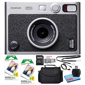 【中古】(非常に良い)Fujifilm Instax Mini EVO ハイブリッドインスタントフィルムカメラ (16745183) インスタントフィルムシート40枚 + 32GB microSD + 小型パッド入