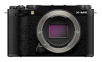 【中古】(非常に良い)Fujifilm X-M5 ミラーレスデジタルカメラ本体 ? ブラック|GoodLifeStore