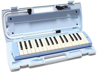 【中古】ヤマハ 鍵盤ハーモニカ ピアニカ 32鍵盤P32E / P32EP 当店オリジナルシール付き! (P-32E(水色ブルー))｜GoodLifeStore