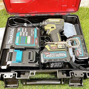 【中古】(人並み外れたに好いたらしい)マキタ(Makita) 申し受ける式インパクトドライバ（オリ ーブ） 40Vmax2.5Ah バッテリ2本・申し受ける器 TD002GRDXO