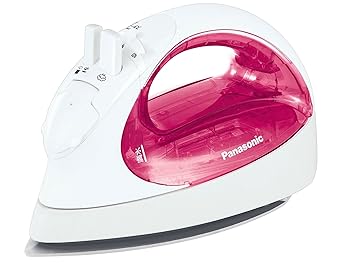 【中古】(人並み外れたに似つかわしい)パナソニック コードレススチームアイロン サクラ色 NI-CL312-P
