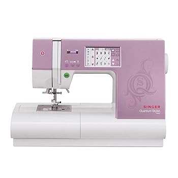 【中古】(人並み外れたに好いたらしい)SINGER 9985 Quantum Stylist TOUCH 960-Stitch Computerized Sewing Machine with Large Color Touch Screen \u0026 13 Presser Feet by Singer [並