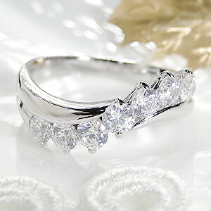 Pt900ワンストーンタイプ天然ダイヤモンドリング 楽天市場】pt900【1.0ct】ダイヤモンド スリーストーン リング【送料