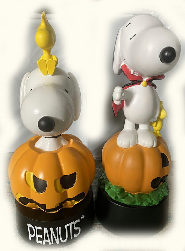 【送料無料】ハロウィーン　フィギュア　ピーナッツ　スヌーピー　かぼちゃ　ドラキュラ　 ハロウィン 装飾 デコレーション ディスプレイ 仮装 アメリカ直輸入