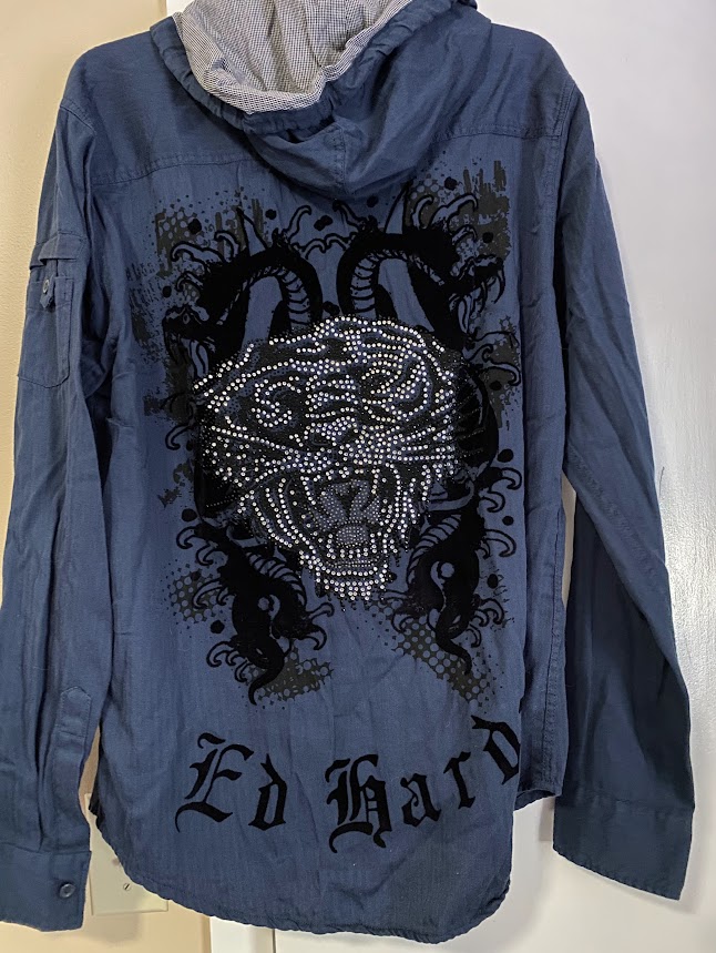 【貨物輸送無料】Ed Hardyビンテージ 大いさM メンズ 新品 決まり品 お召しものティーシャツ 名取り草落ち込む 長袖ティーシャツ 長袖 スカル ドクロ 伝達ルート石ころ ラブキル 大黒 刺しゅう（Christian Audigier） トップス-メンズファッション