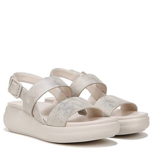 貨物輸送無料 ナチュラライザー Naturalizer レディース 亭主もち用 シューズ 靴 サンダル Coast Slingbacks - Gold Faux Leather