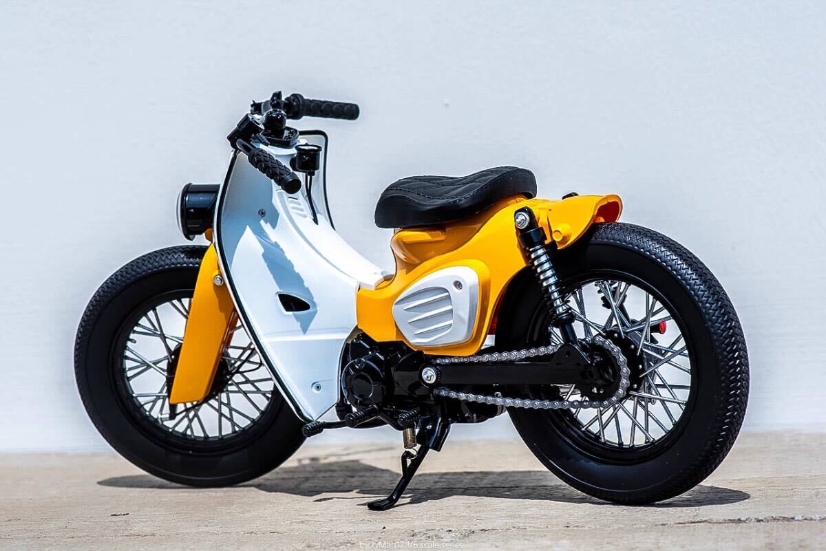 trickyMan12 1/6 ホンダ カブ スーパーカブ Yellow.Ver Super cub オートバイ Honda アクションフィギュア画像