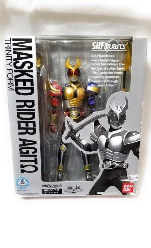 S.H.フィギュアーツ 仮面ライダーアギト トリニティフォーム