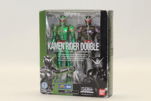 S.H.フィギュアーツ サイクロンサイクロン&ジョーカージョーカー (仮面ライダーW)|goods street