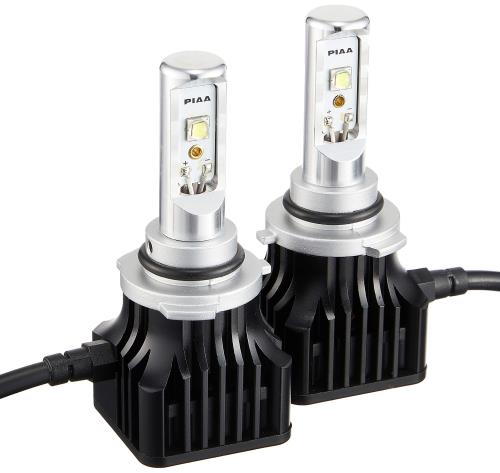 PIAA ( ピア ) LEDヘッドライトバルブ 3700lm 6000K HB3/HB4 ホワイト 12V25W 2個入り LEH101