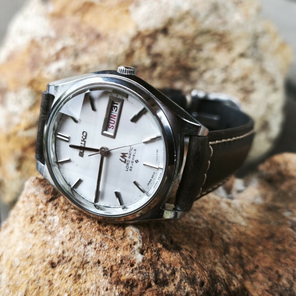 【中古品】【OH済み】【LORD MATIC】【56系：5606-7070】SEIKO/セイコーロードマチック 23石 キロカロリー.5606 キャリバー 機械類式 自動小銃一巻きウオッチ 精工舎諏訪工業プラント 1969年 3月生み出すこと アンティークウォッチ なめし革三尺帯 メンズウォッチ【5606-7070-4】