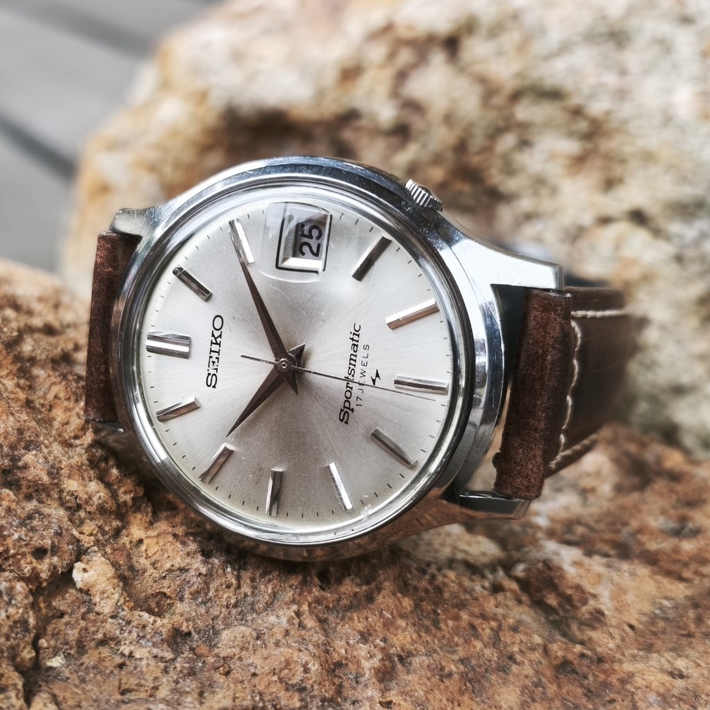 【中古品】【OH済み】【SPORTMATIC】【7625-8293】SEIKO/セイコー スポーツマチックカレンダー 17石 キロカロリー.7625 キャリバー 機械類式 自動小銃一巻きウオッチ 精工舎亀戸工業プラント 1968年 4月生み出すこと アンティークウォッチ メンズウォッチ【smp7625-8293-2】