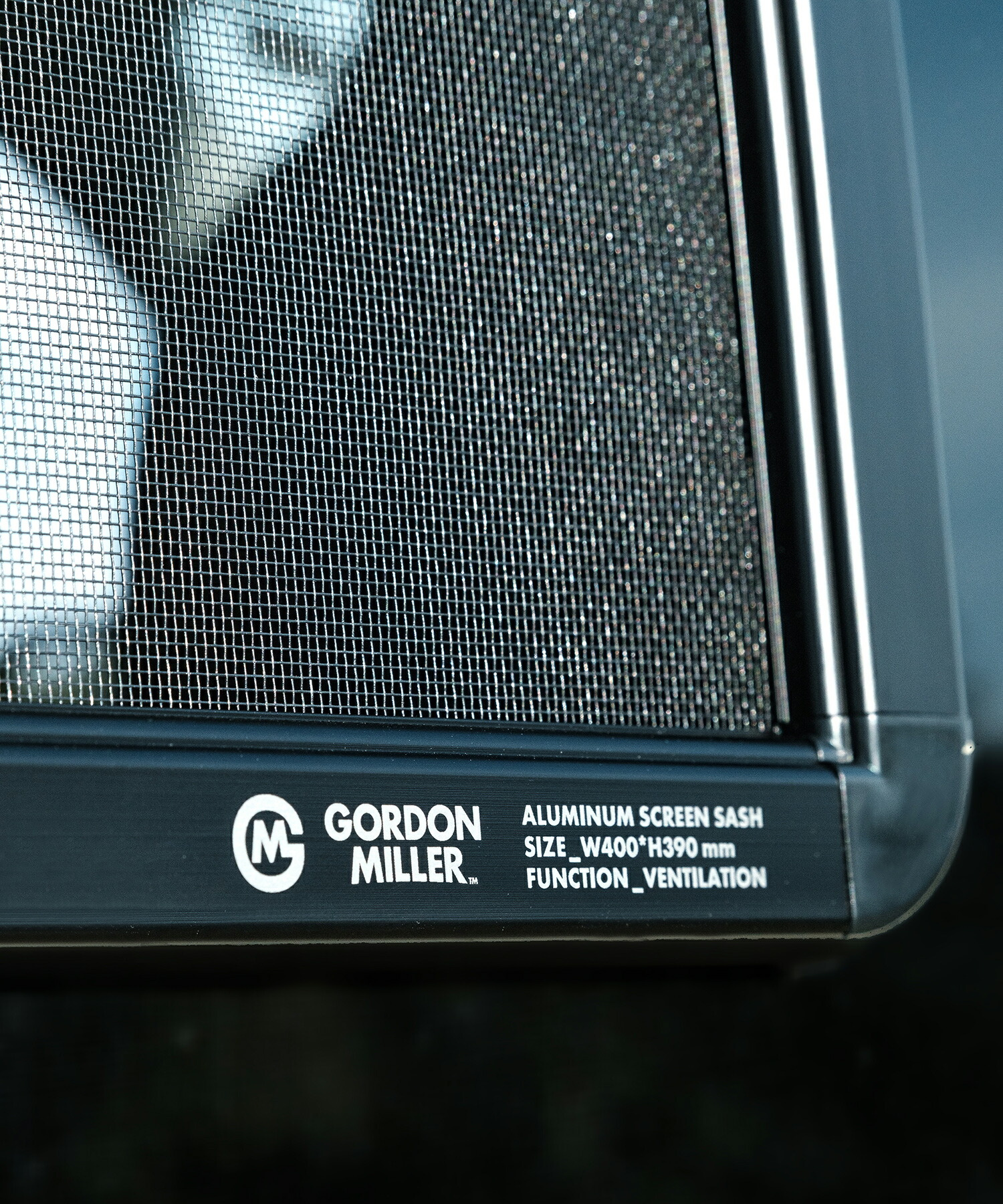 【公式】アルミニウムスクリーンサッシ GMLVAN V-01 GORDON MILLER ゴードンミラー 網戸 サッシ 車 車用 トヨタ ハイエース 専用 簡単装着 網戸 虫よけ 雨除け 張替可能 コーデュラ キャンプ アウトドア 車中泊 旅行