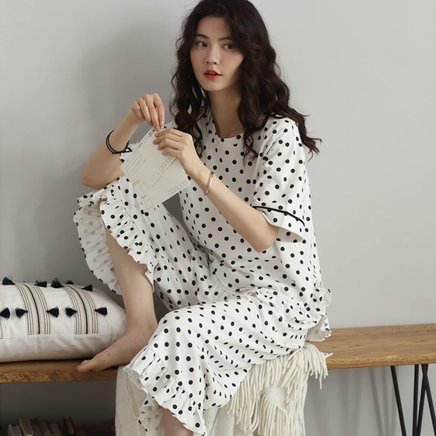 綿100 パジャマ レディース 半袖 夏向き ルームウェア 家着 2点セット 丸首 Tシャツ 上下セット 七分丈パンツ 薄手 通気 吸湿 肌に優しい ふんわり ゆったり 大きいサイズ 可愛い 女の子|GOTO funny 店
