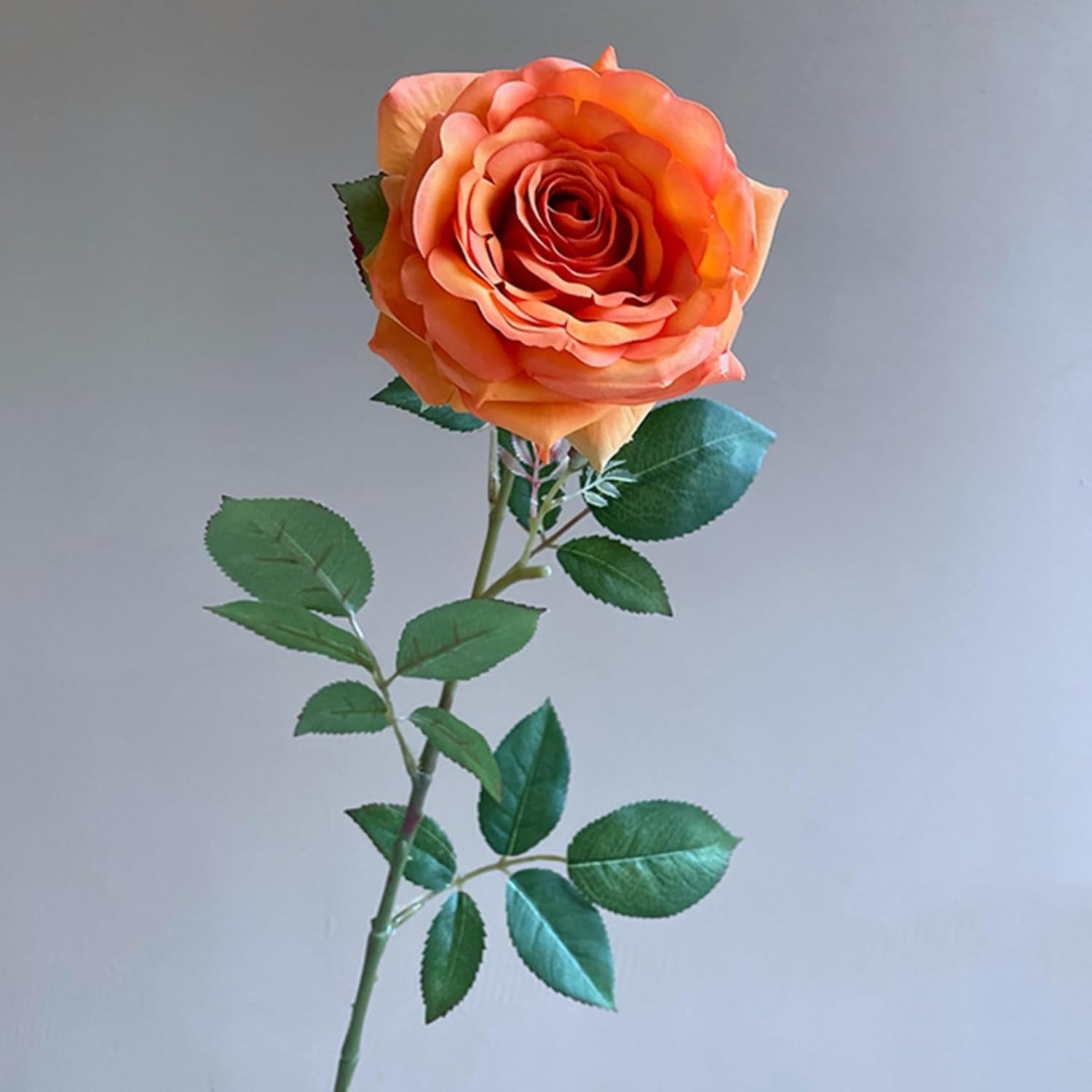 バラ 造花 枯れない花 アートフラワー レッド 1本 薔薇 花 インテリア フェイク プレゼント ギフト 卒業式 誕生日 ウェディング 飾り 撮影道具 転居 バレンタインデー 撮影 美術館 ホーム 庭