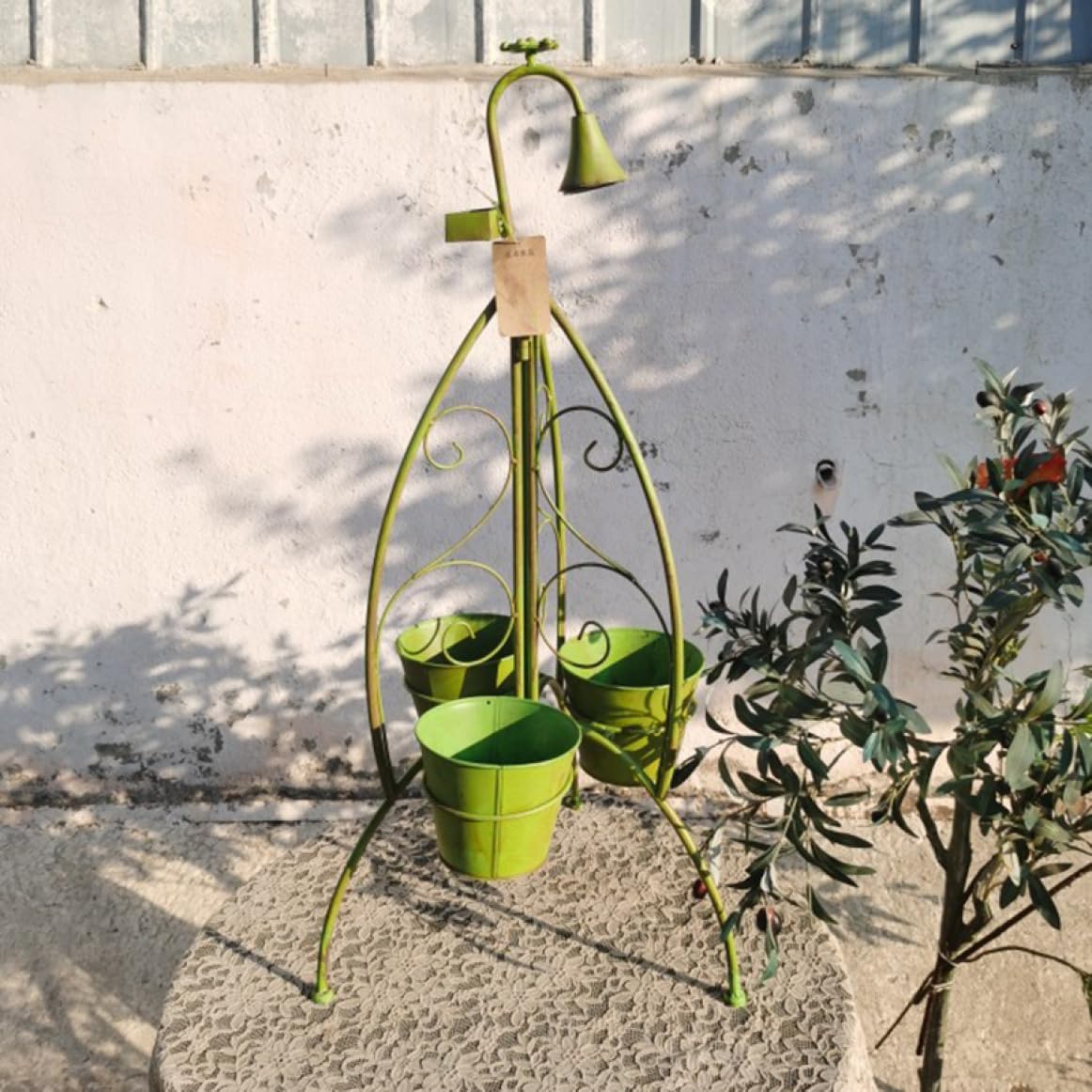 フラワースタンド アイアン ガーデンラック おしゃれ 金属製 植物スタンド 植物のディスプレイラック 植物の装飾ホルダー 観葉植物を置く台 プランター 台 ガーデン 玄関 植木鉢 鉢置きスタンド ホー｜GOTO funny 店